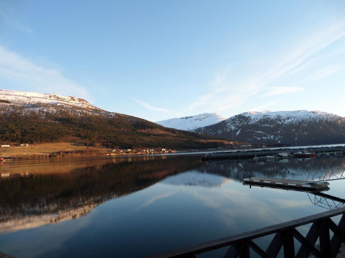 Solstrand Fjord Holiday Eidsvåg Eksteriør billede